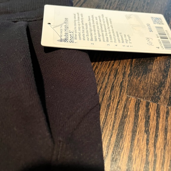 Lululemon NWT Scuba High-Rise 5” Shorts - Picture 4 of 7